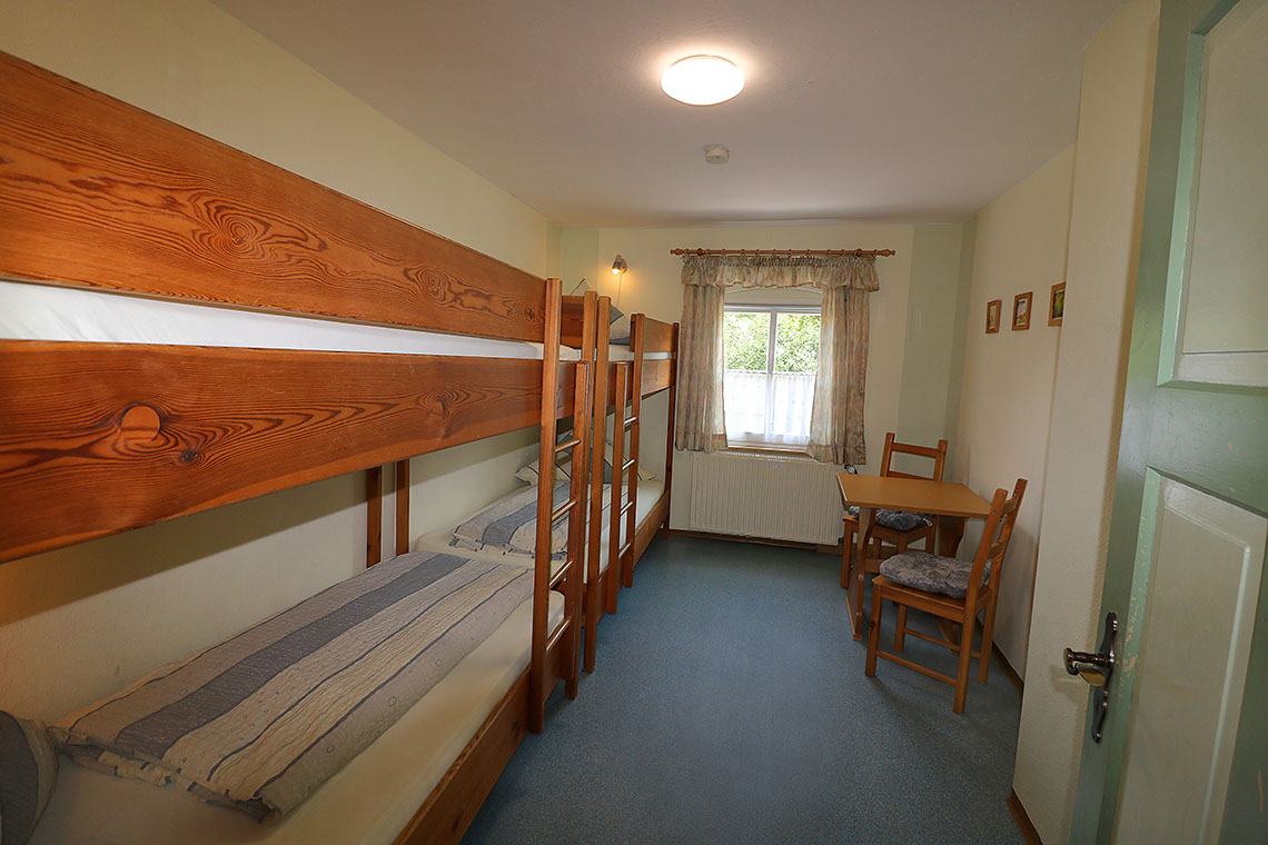 Kinder-Schlafzimmer mit Stockbetten Kinder-Schlafzimmer mit Stockbetten